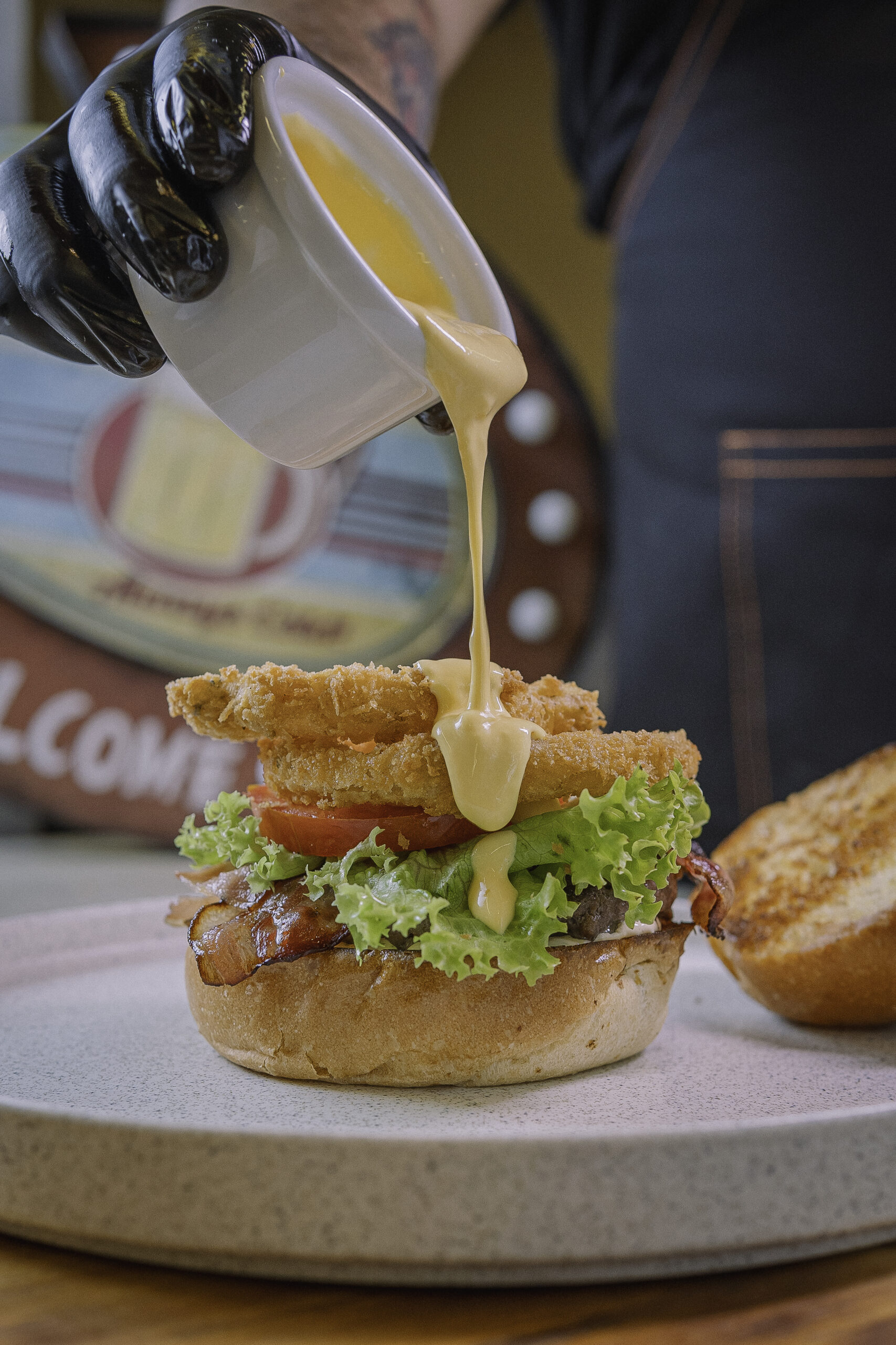 A Sauce That Adapts to Different Serving Styles